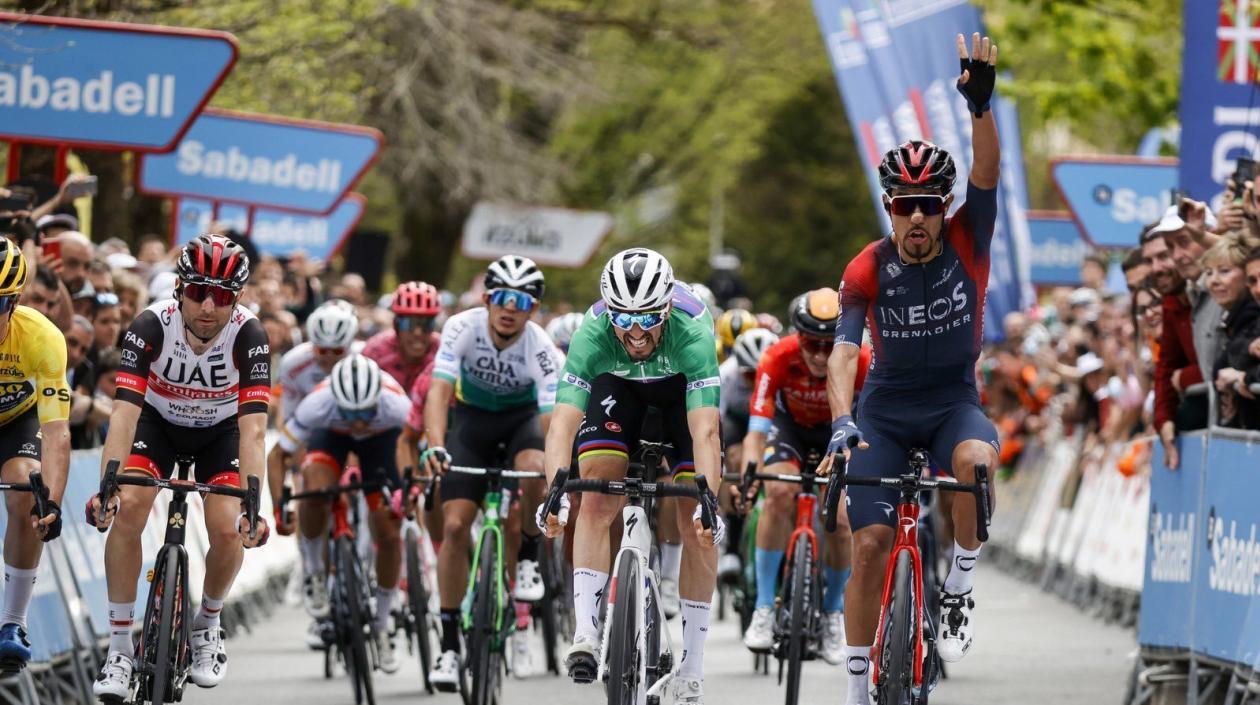 Daniel Felipe Martínez, ciclista colombiano. 