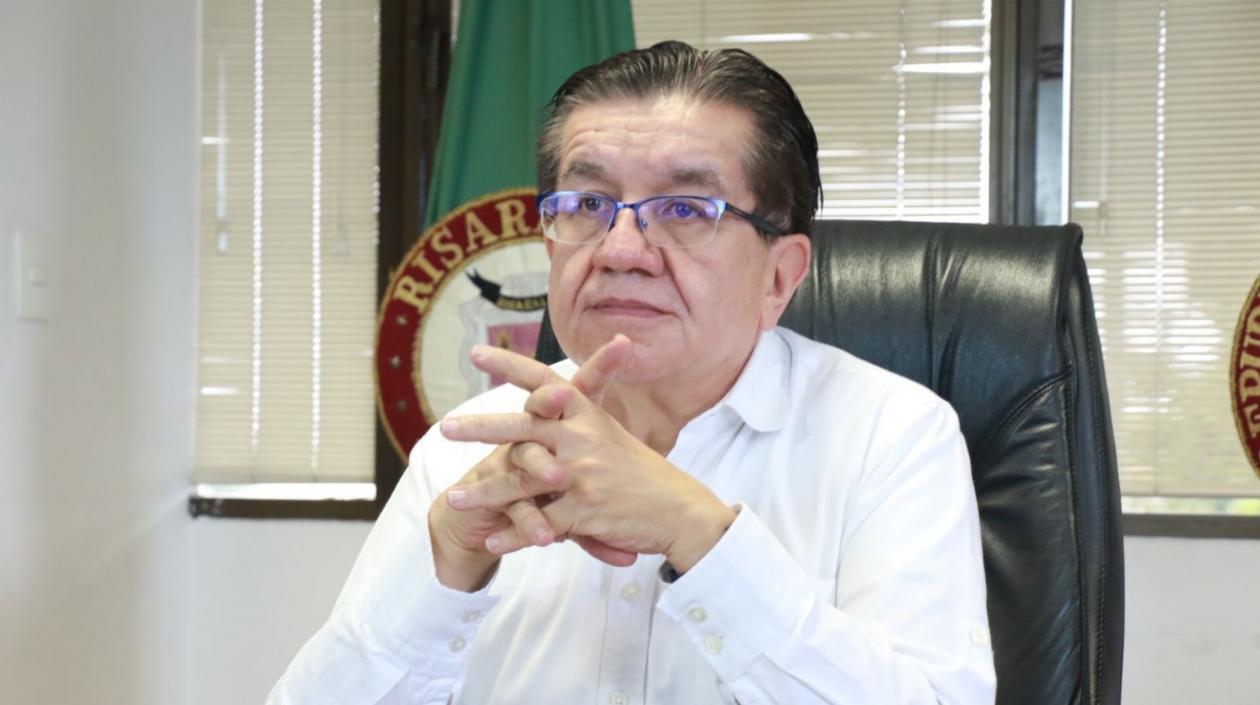 El ministro de Salud y Protección Social, Fernando Ruiz Gómez.
