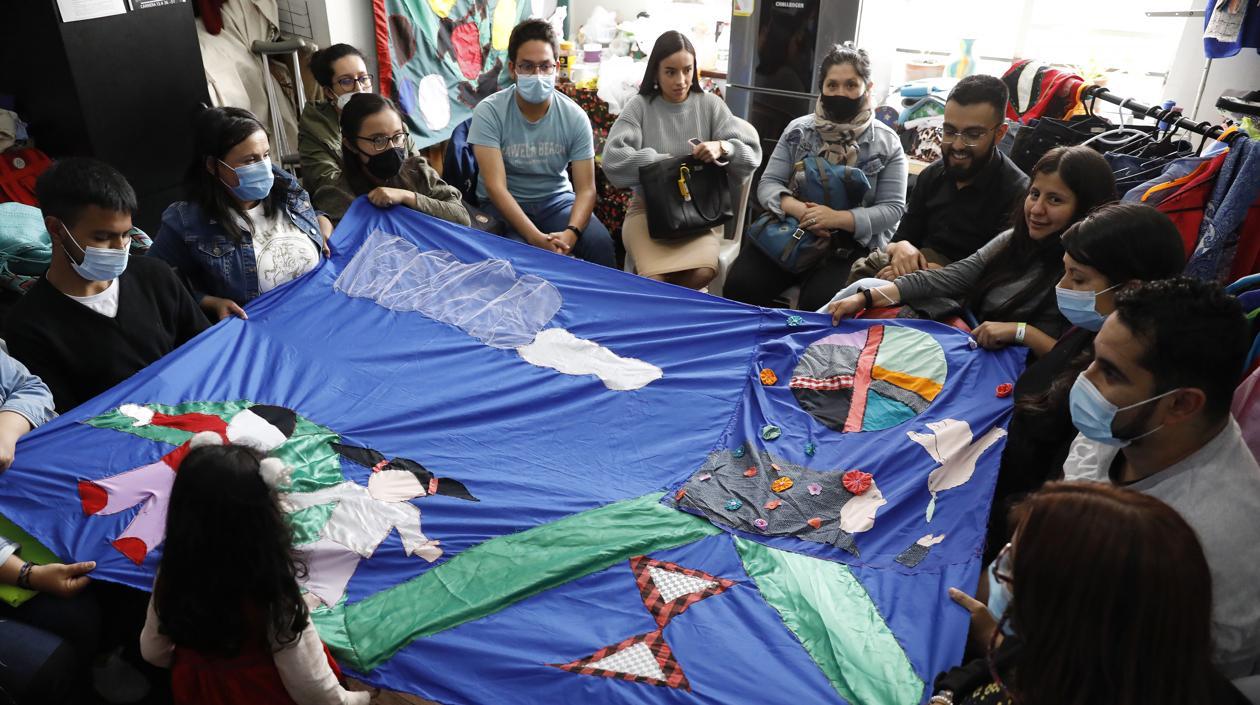 Novena edición del Mercadillo por la Paz, en conmemoración del Día de la Memoria y Solidaridad con las Víctimas.