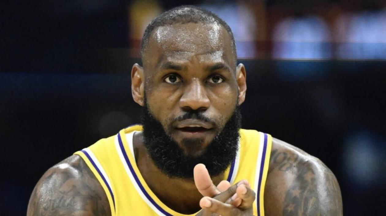 LeBron James, basquetbolista norteamericano. 