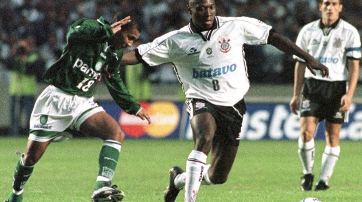 Freddy Rincón en sus años en el Corinthians. 