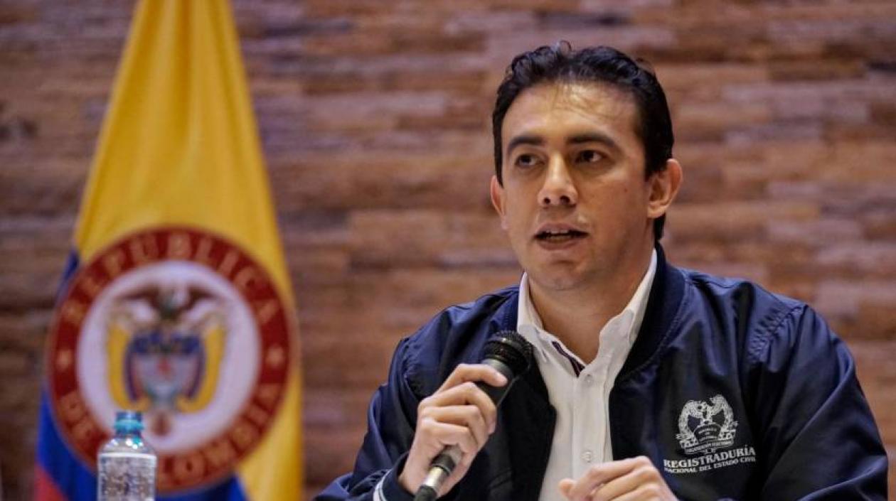 Alexander Vega, Registrador Nacional,