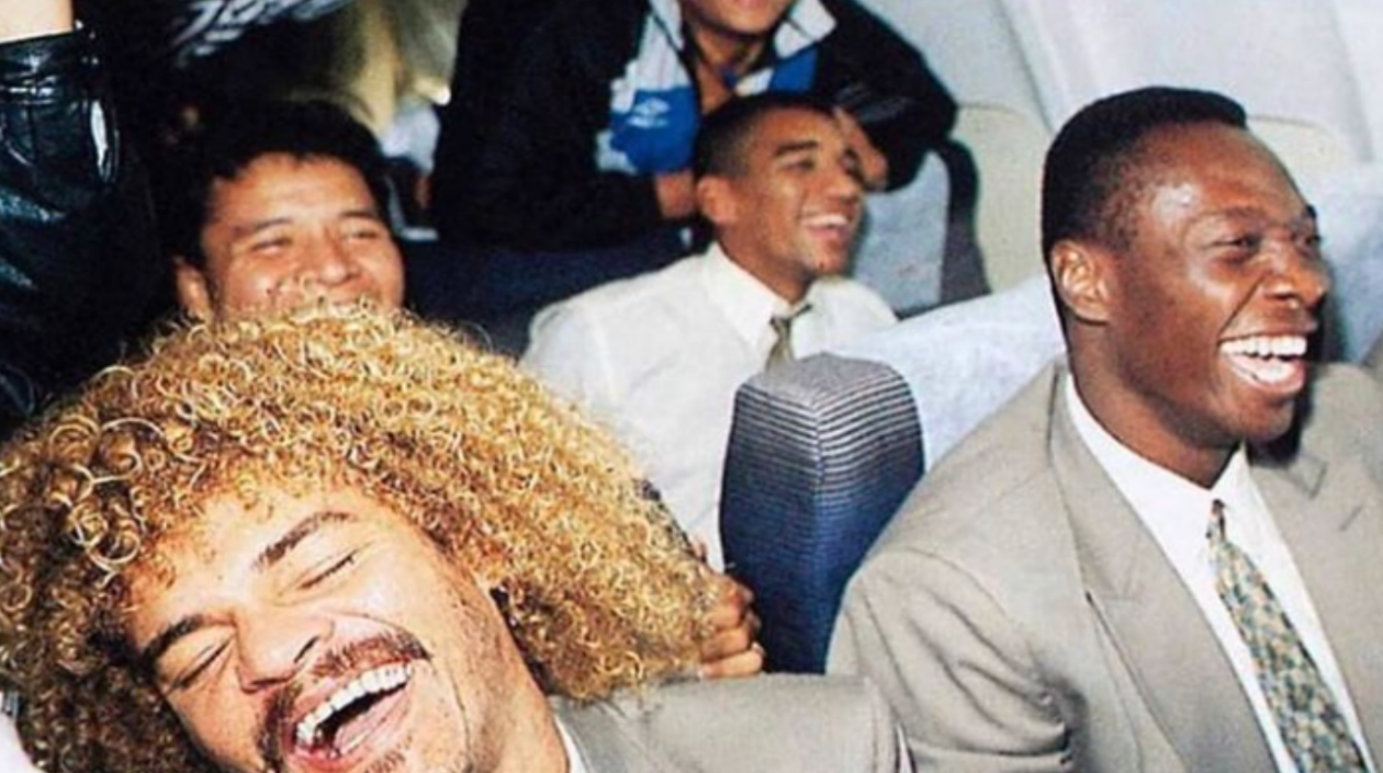 En uno de los momentos compartidos entre Valderrama y Rincón.