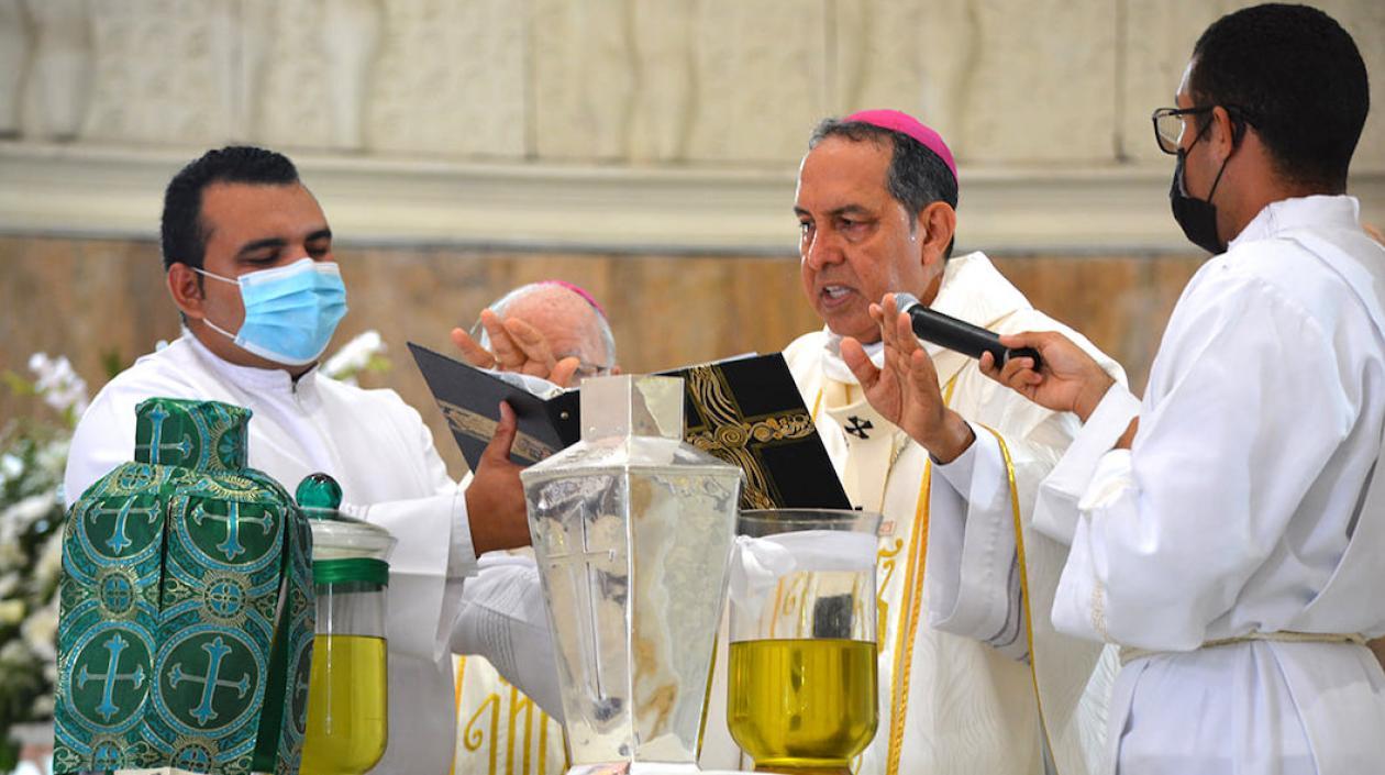Monseñor Pablo Salas Anteliz, Arzobispo de Barranquilla.