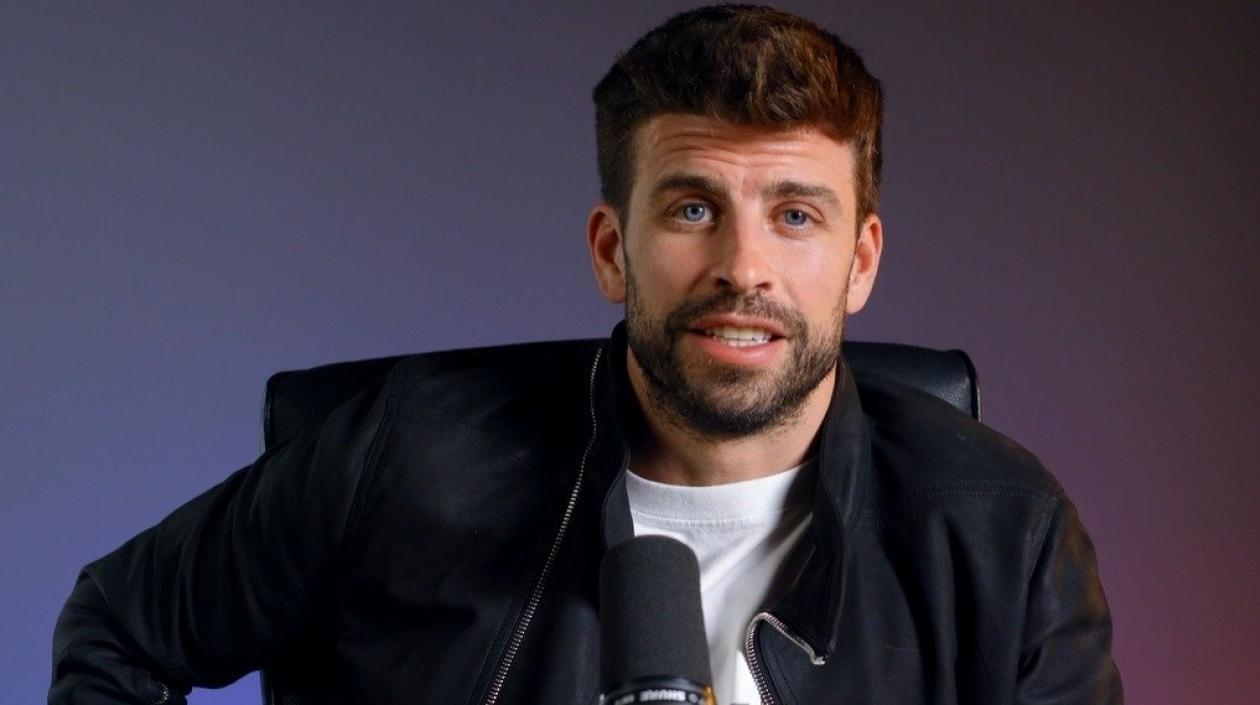 Gerard Pique, defensa español. 