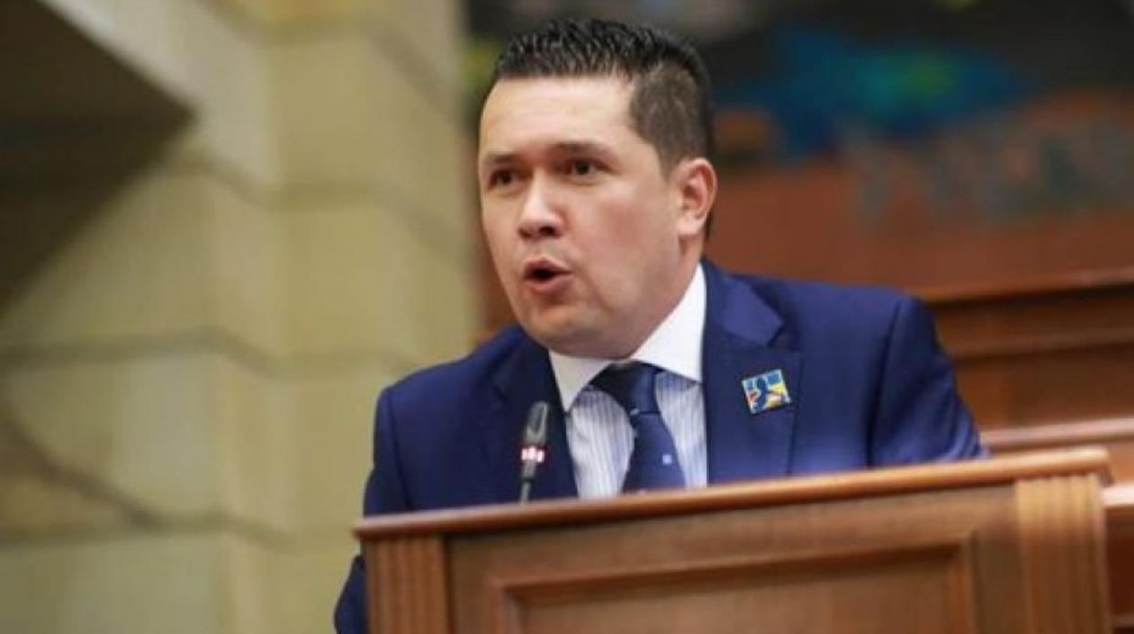 Edwin Gilberto Ballesteros Archila.