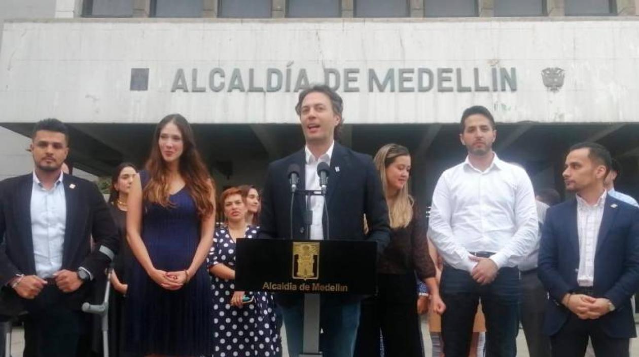 Daniel Quintero, alcalde de Medellín, en rueda de prensa.
