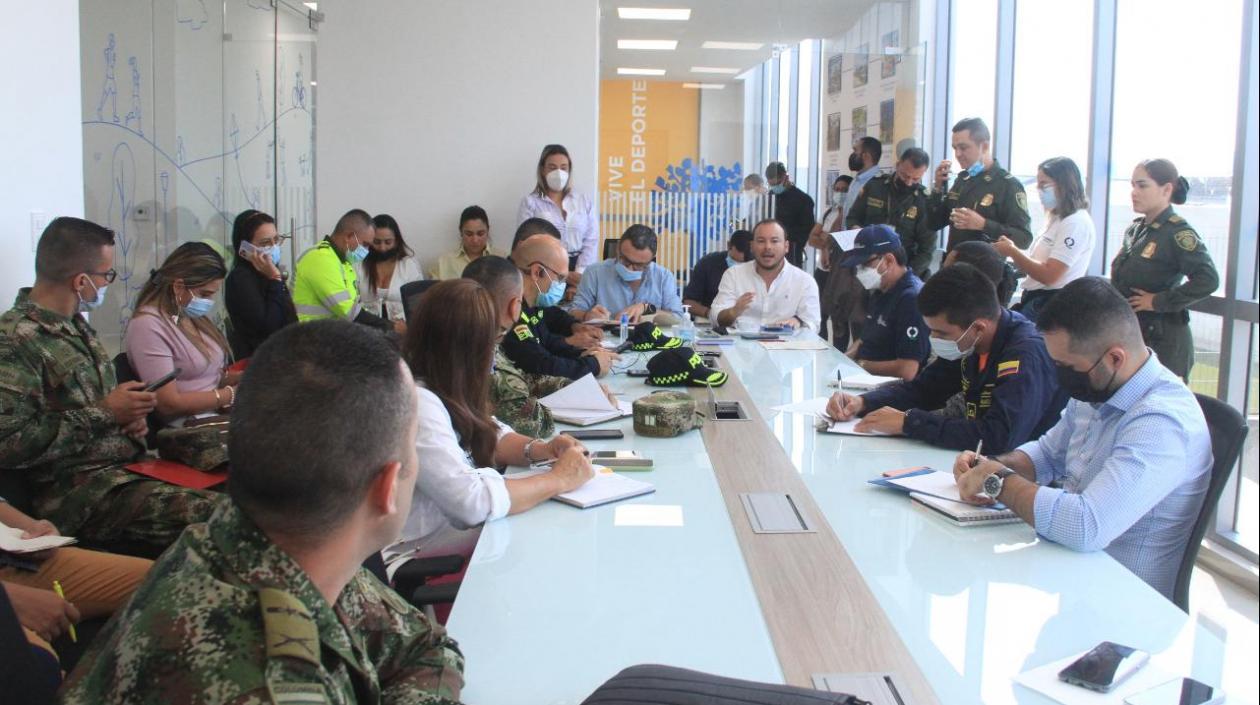 Consejo de seguridad de las autoridades del Distrito y el departamento. 