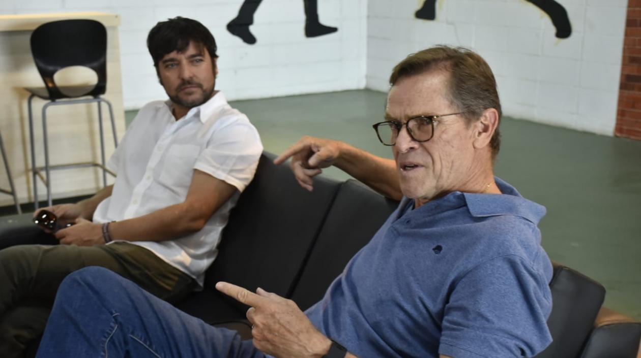 El alcalde de barranquilla, Jaime Pumarejo, y Carlos Neuhaus, director de los pasados Juegos Panamericanos de Lima 2019.