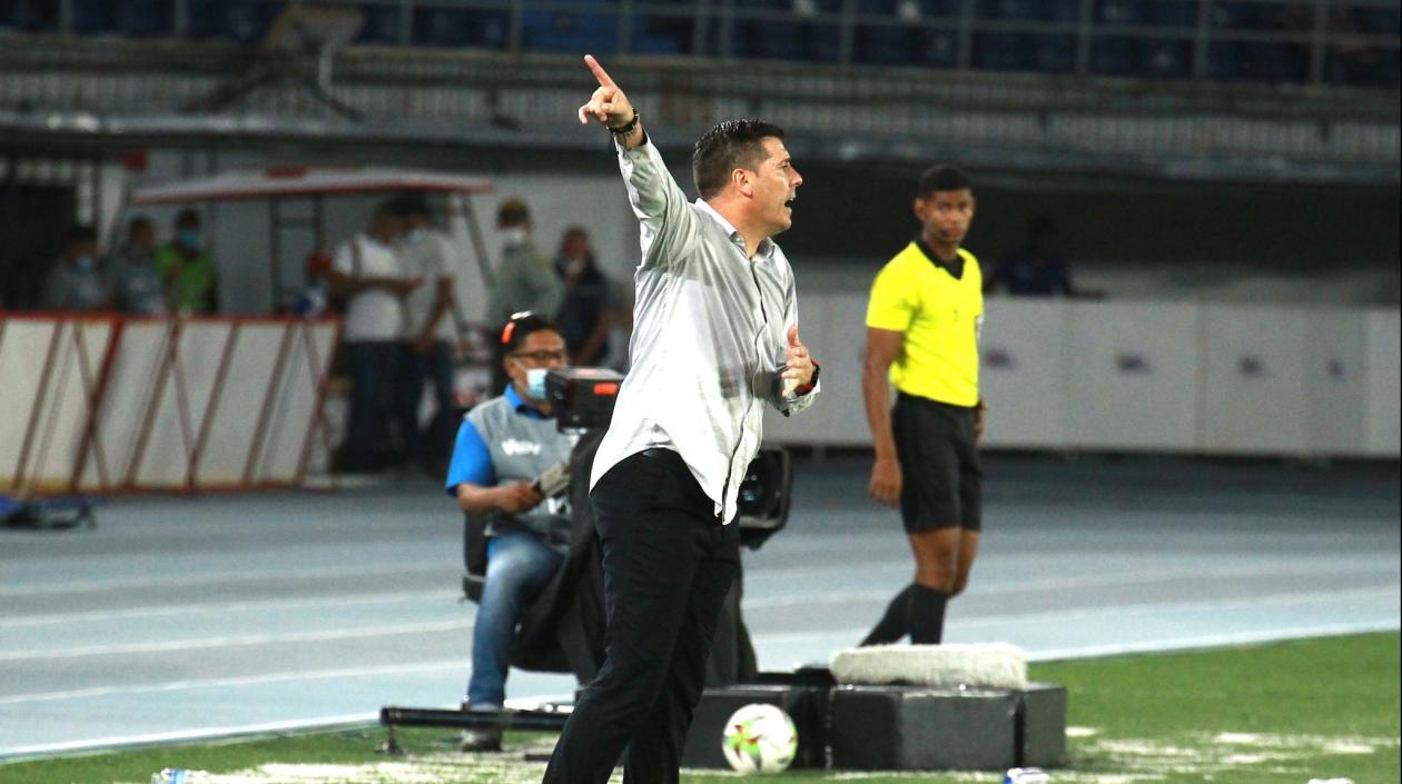 Juan Cruz Real, entrenador de Junior. 