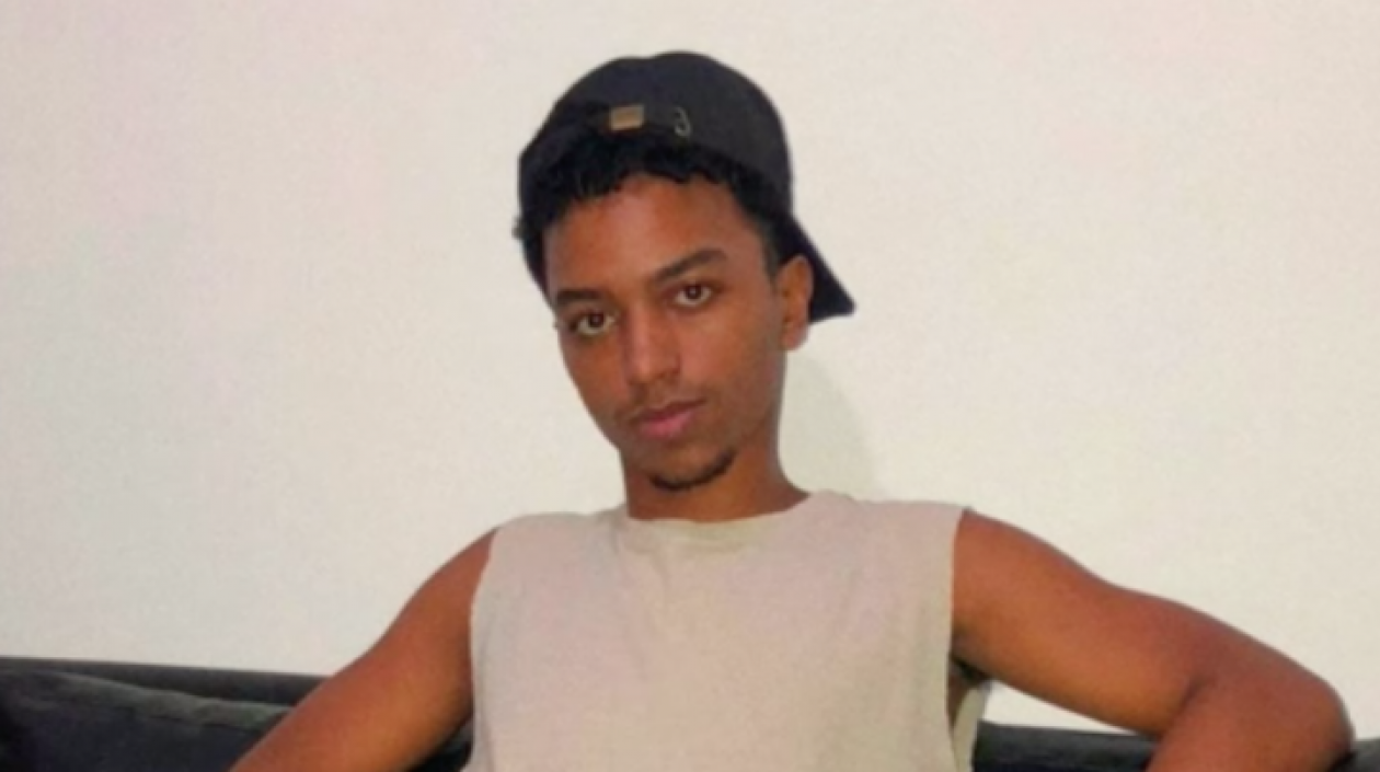 Edwin Antequera Jr., hijo de Mr. Black.