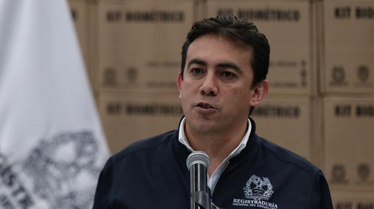 Alexander Vega, Registrador Nacional,