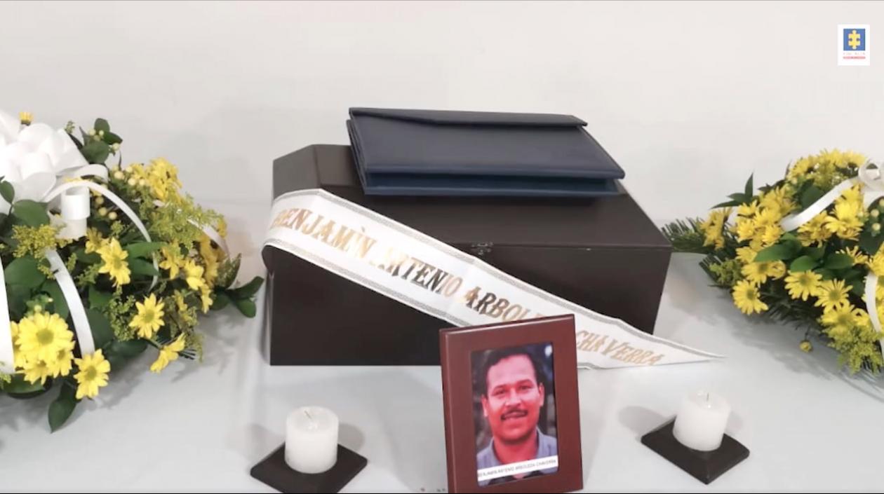 Los restos entregados a los familiares.