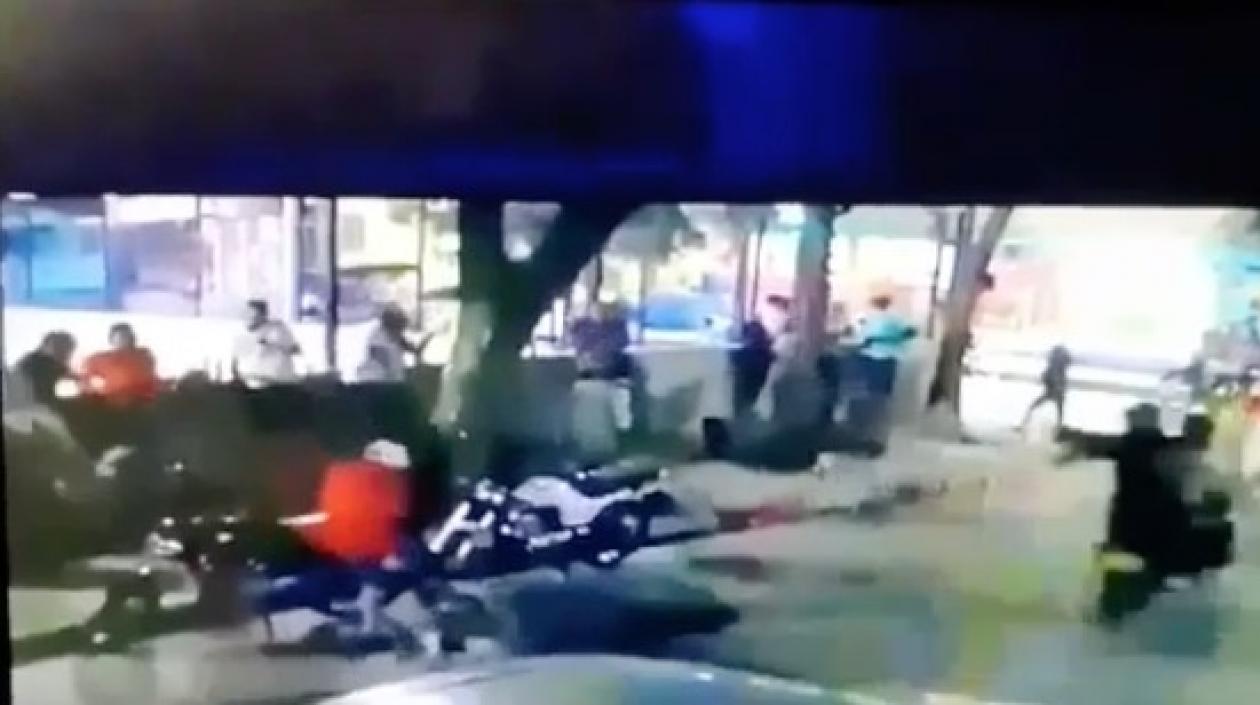 Ataque a bala en el barrio Rebolo. 