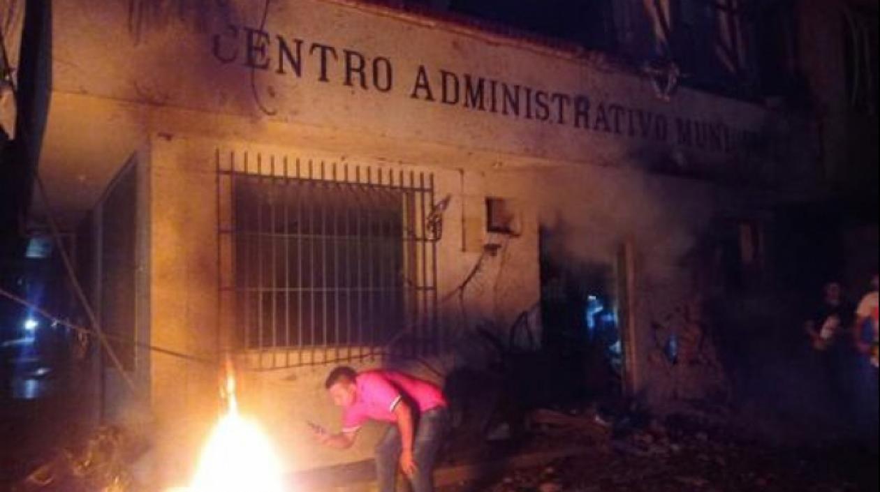 Un aspecto después del atentado,