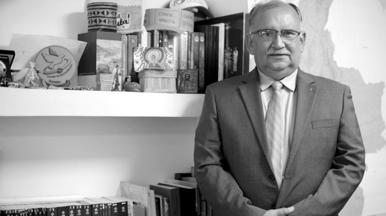 El mayor retirado Carlos Guillermo Ospina renunció a la Comisión de la Verdad.