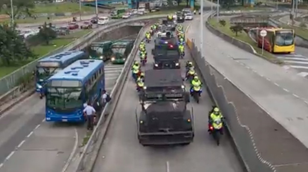 Imagen del traslado al aeropuerto.