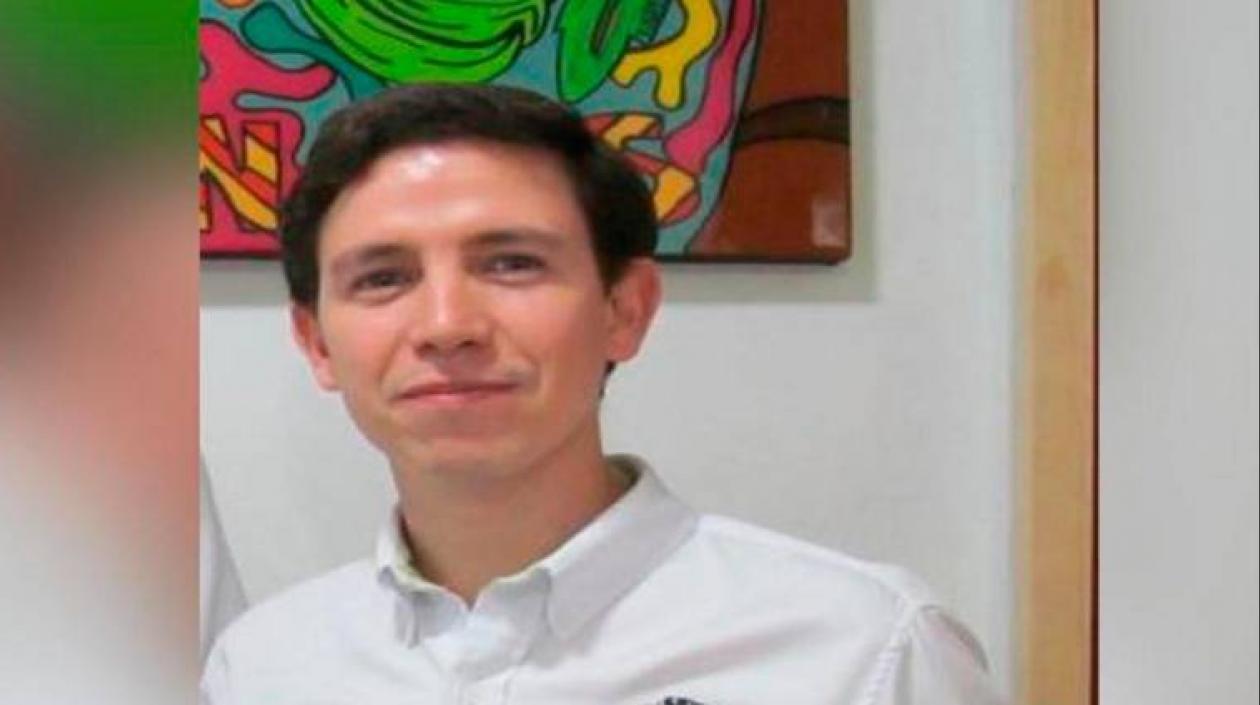 Enrique Vives Caballero.