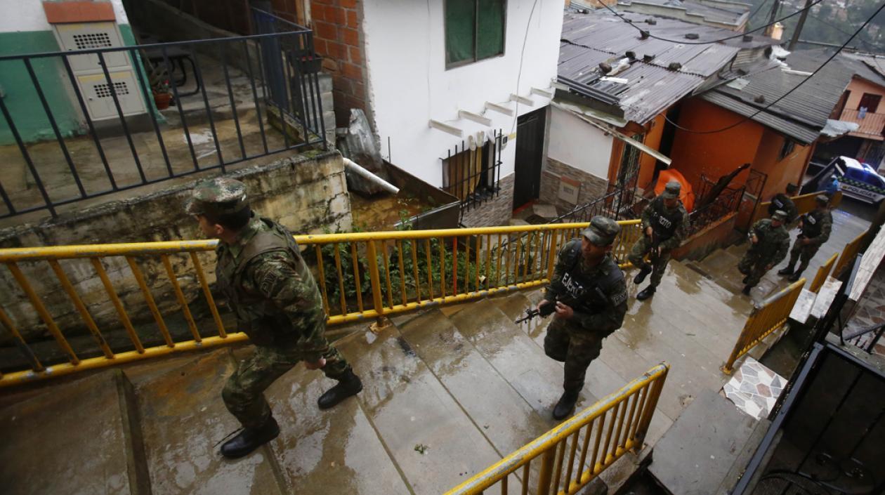 El Ejército en las comunas de Medellín.