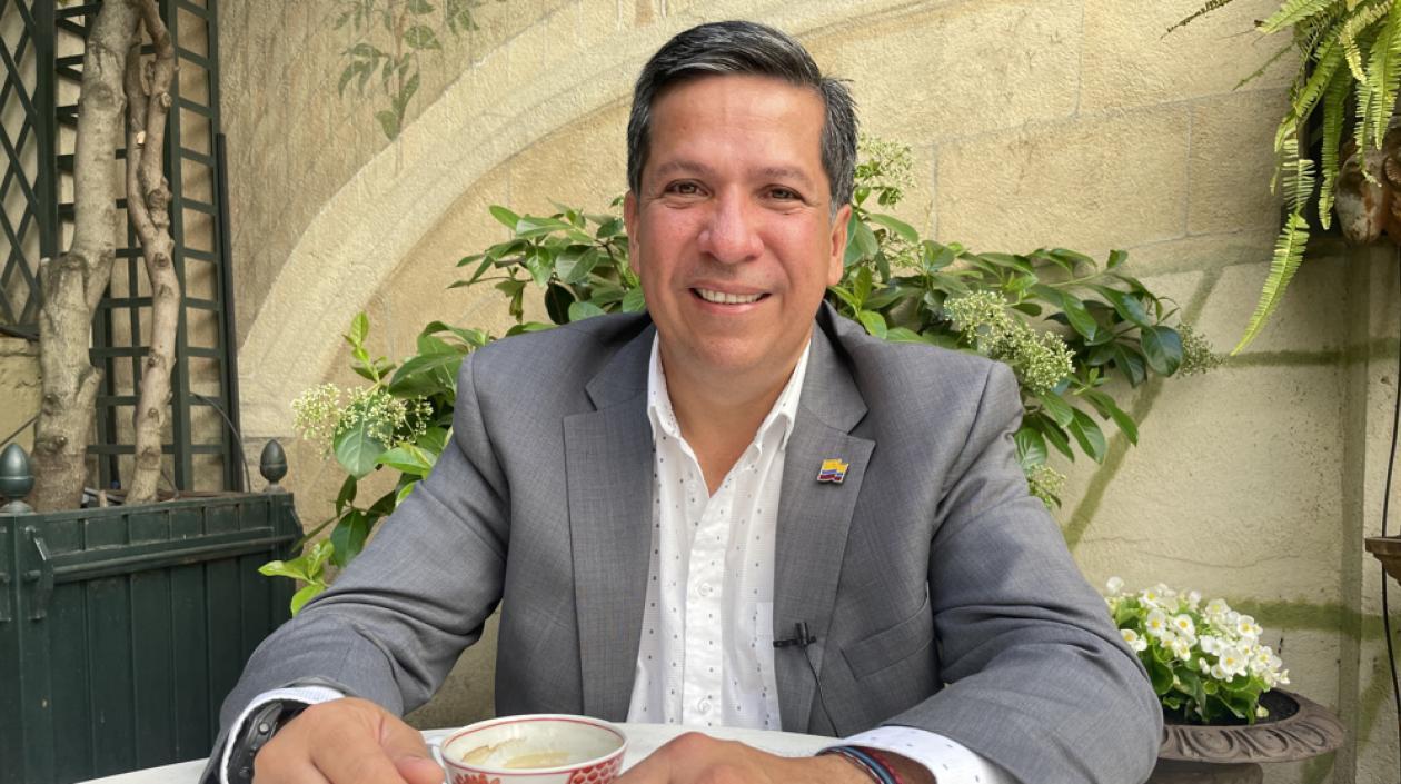 El candidato a la vicepresidencia Rodrigo Lara Sánchez.