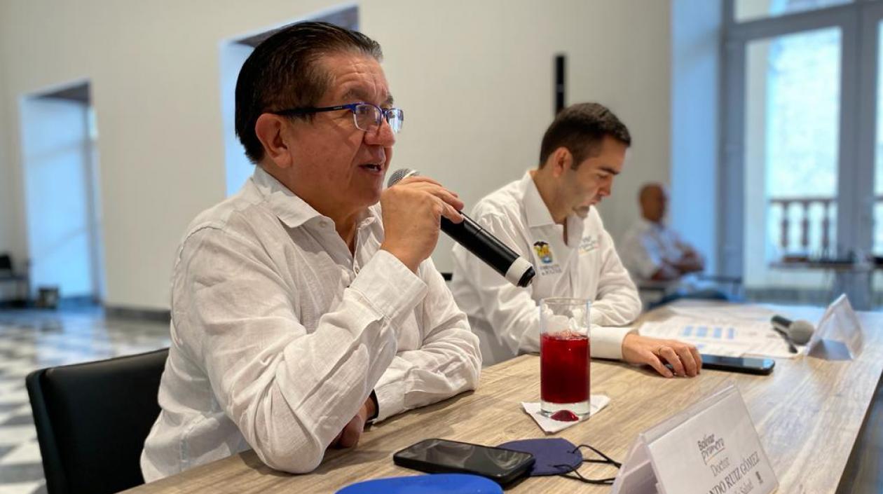 El ministro de Salud y Protección Social, Fernando Ruiz Gómez.