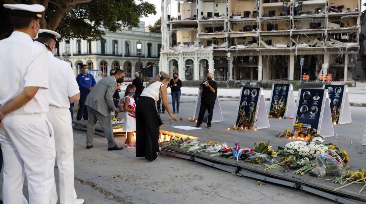 Vigilia de los familias de las víctimas.