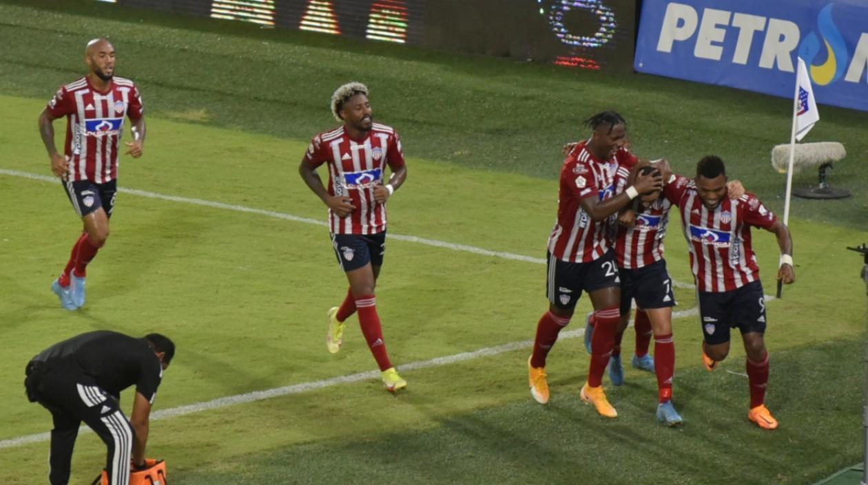 Jugadores de Junior en el Metropolitano.