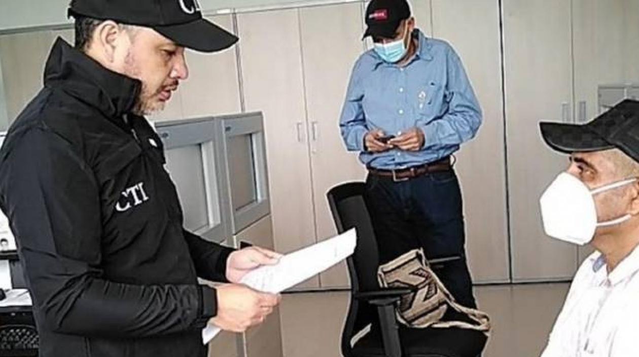 Acto de entrega del exalcalde de Caimito, Víctor Miguel Ricardo Vega.