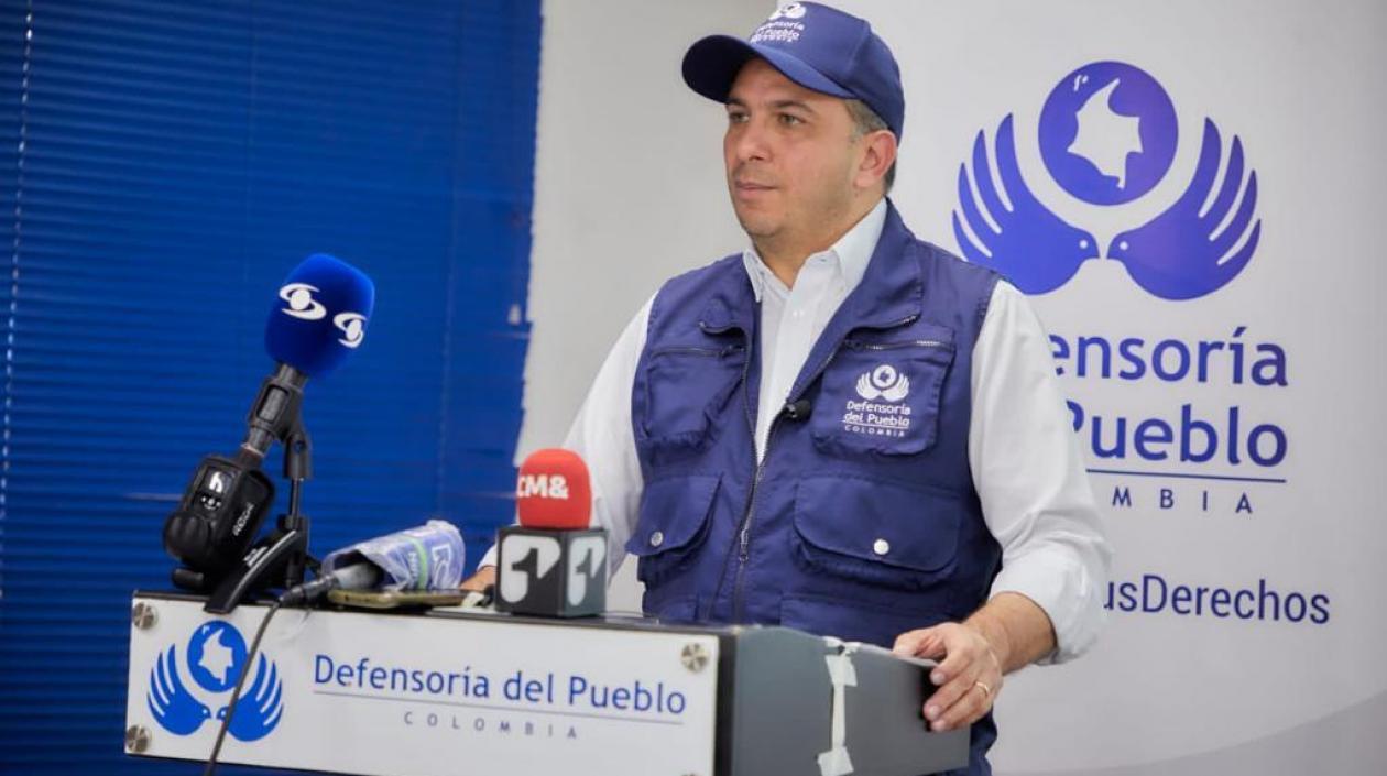 Carlos Camargo, Defensor del Pueblo.