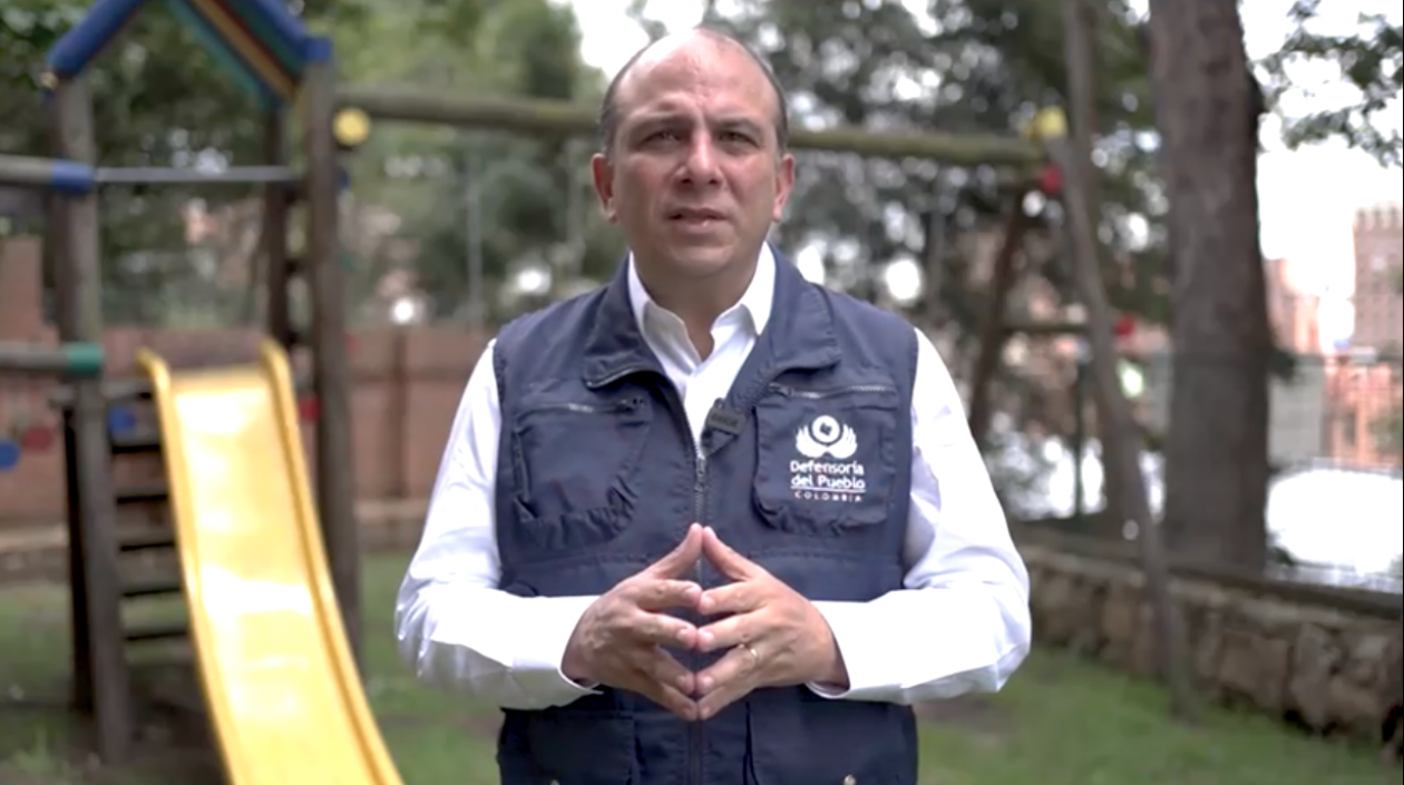 El Defensor del Pueblo, Carlos Camargo.