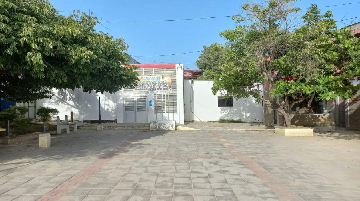 Colegio Francisco Javier Cisneros