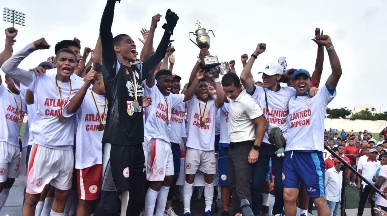 Atlántico se coronó campeón del Nacional Sub-15