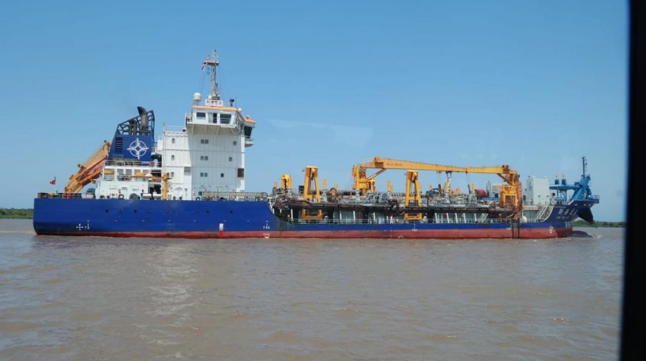 La draga china Xin Hai Hi 9.