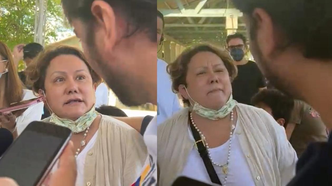 Momentos en el que es increpado el Alcalde.