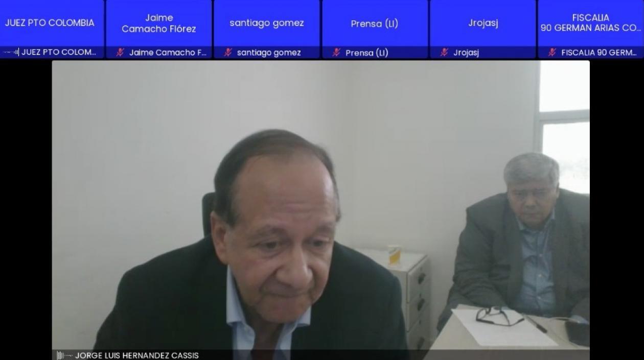 Jorge Hernández Cassis con su apoderado Oswaldo De Andreis,