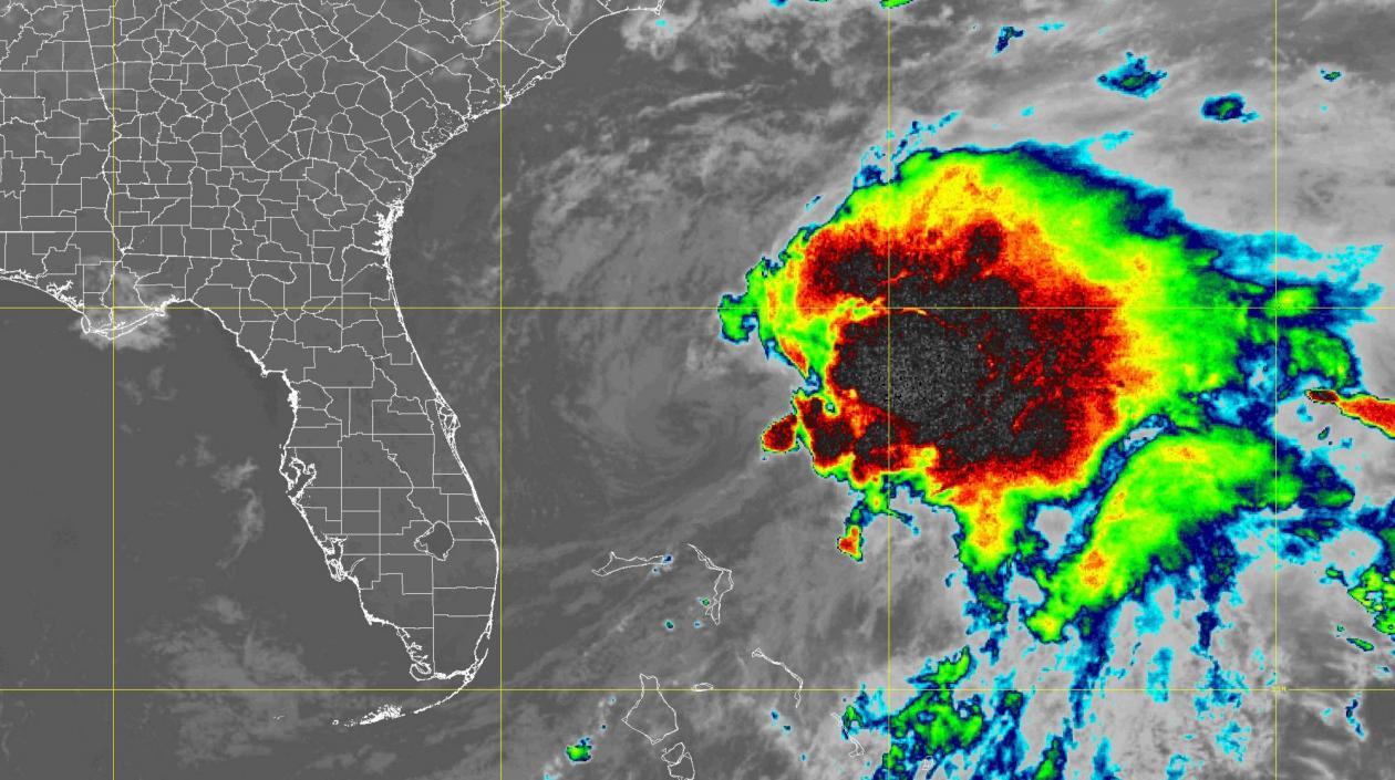Formación de la Tormenta Tropical Alex