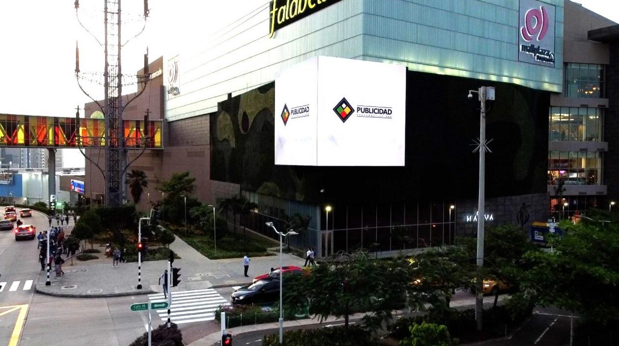 La nueva imagen de la pantalla publicitaria.