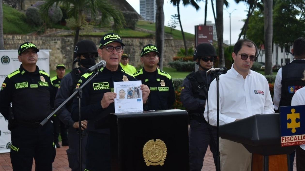 El Director de la Policía y el Fiscal Genera