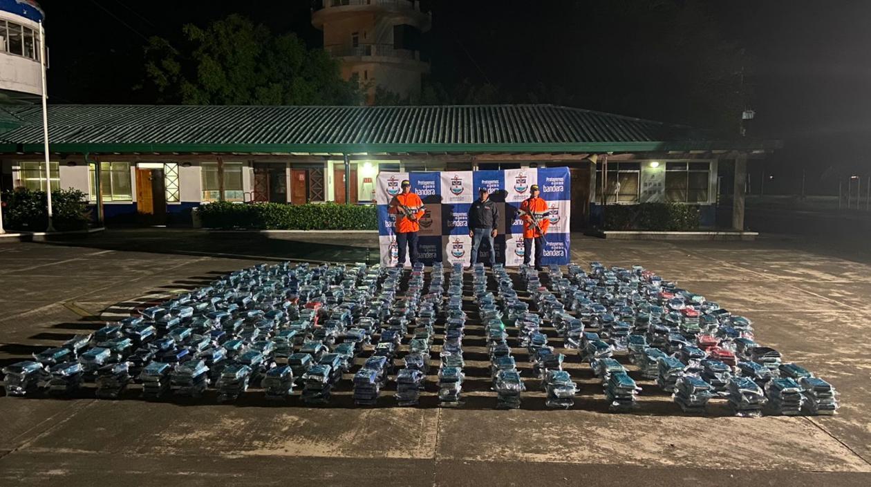 Cocaína incautada por la Armada Nacional. 