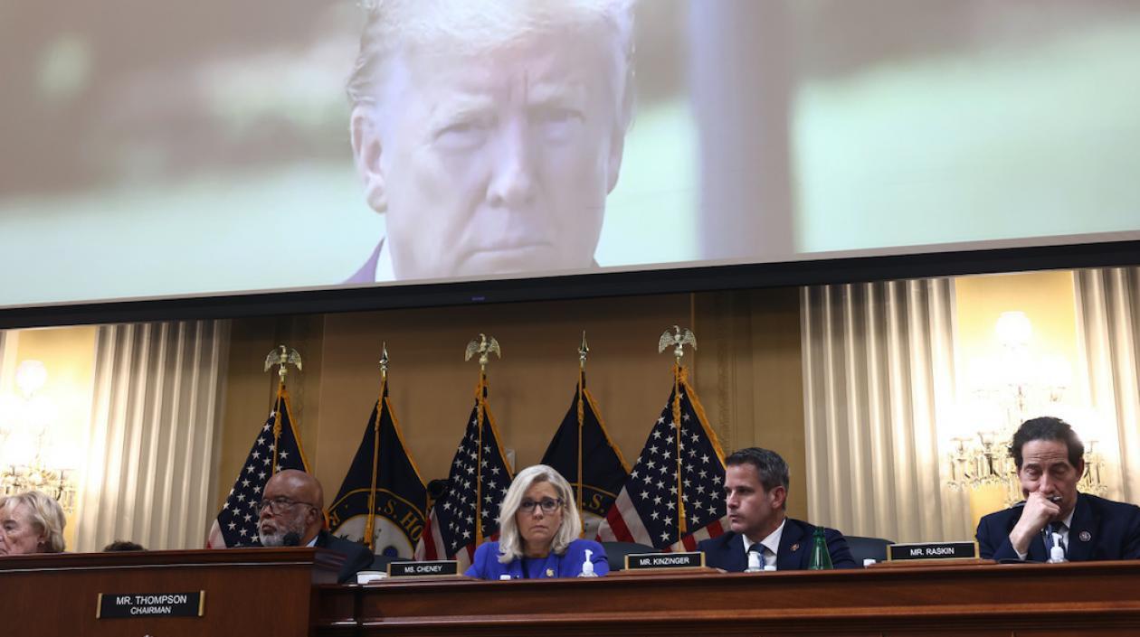 Sesión de la comisión que investiga los hechos.