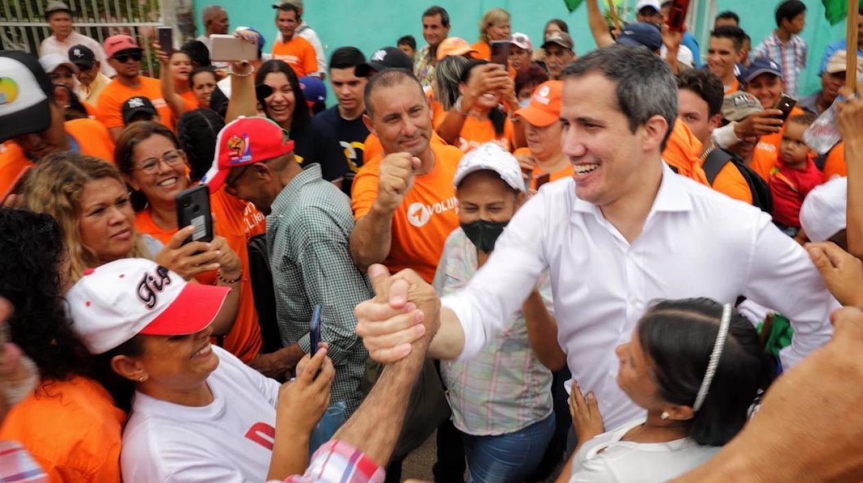 Juan Guaido recorriendo el territorio venezolano.