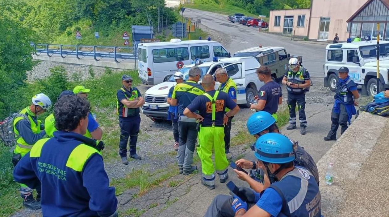Rescatistas en Monte Cusna. 