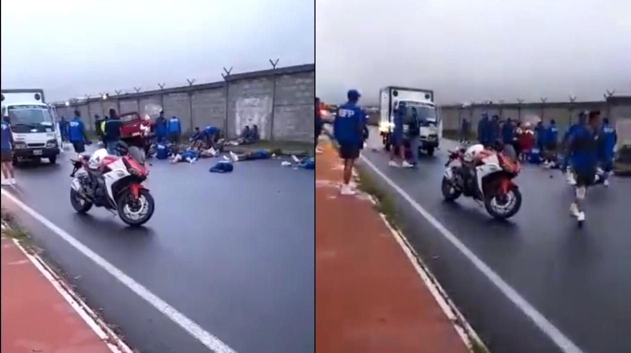 Las víctimas fueron lanzadas a la vía por los dos vehículos.