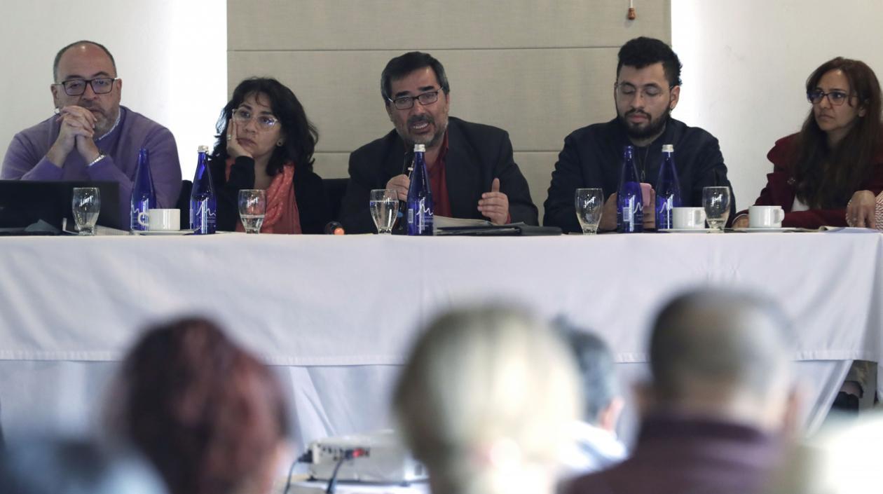 Voceros de las organizaciones sociales.