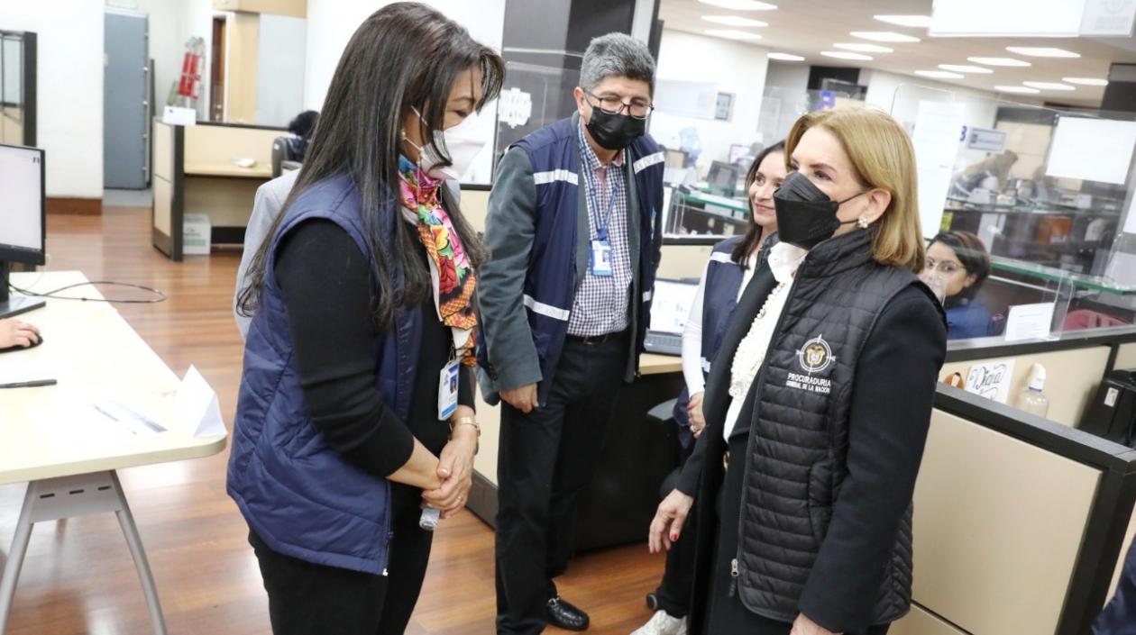 La Procuradora General de la Nación, Margarita Cabello (derecha).