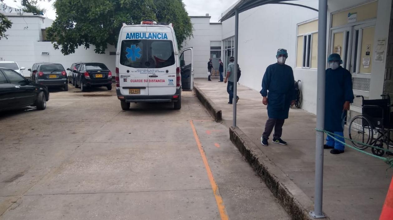 El menor herido fue llevado a la Clínica Adela de Char de Soledad. 