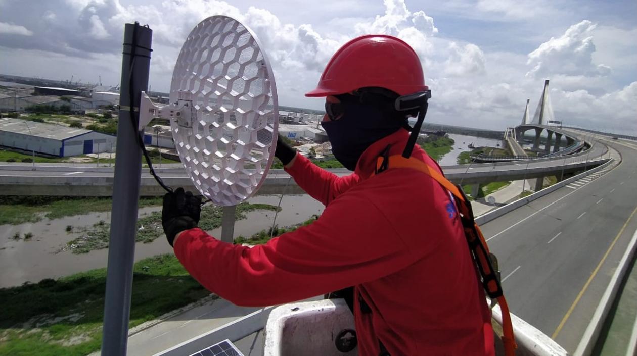 Instalación de circuito cerrado de televisión en el Puente Pumarejo