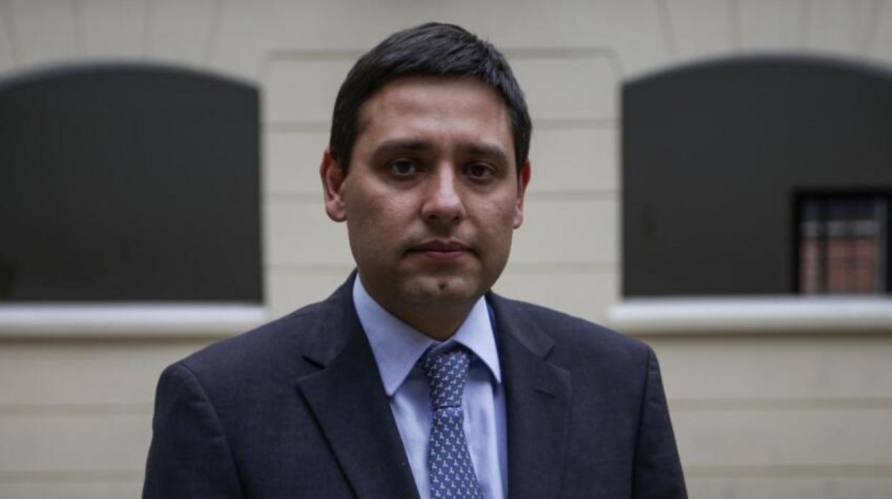 Mauricio Lizcano, dirige equipo de empalme de Petro.