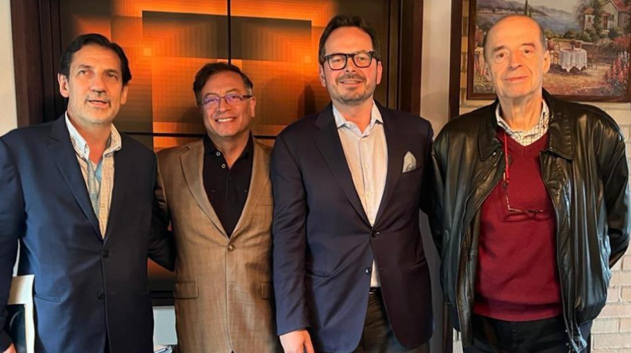 Carlos Ruiz Massieu, expresó su respaldo al nuevo gobierno para "la gran oportunidad de consolidar la paz en nuestro país”.