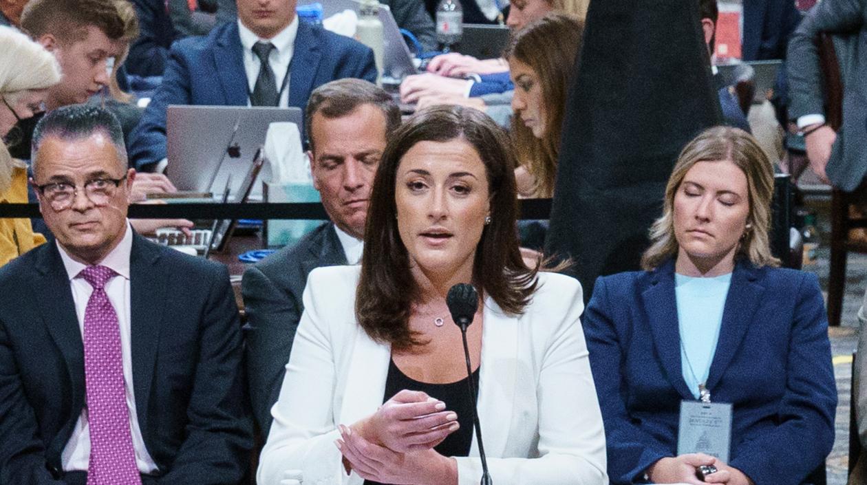 Cassidy Hutchinson, exayudante del jefe de gabinete de Trump.